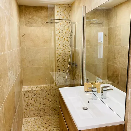 En Duplex Vieux Apartment