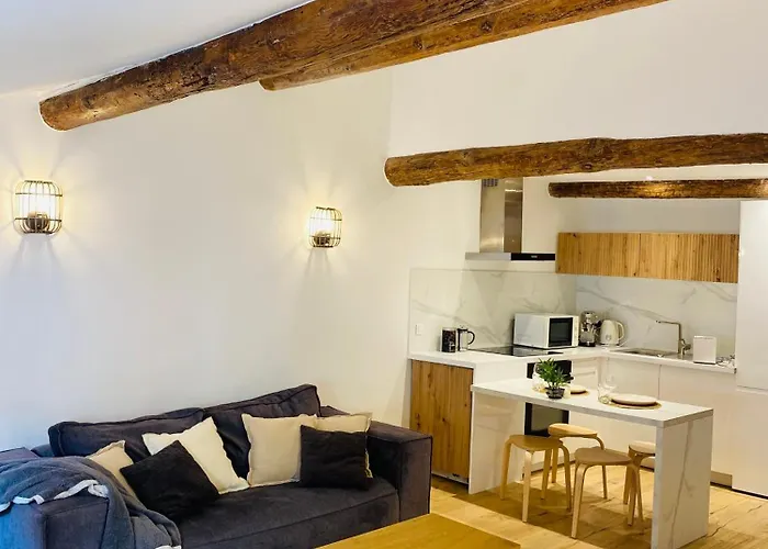 En Duplex Vieux نيس
